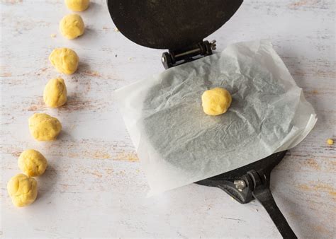 Bola de masa de seitán lista para cocción