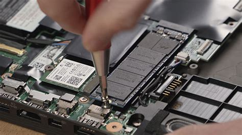 Instalación de un SSD M.2 en un portátil