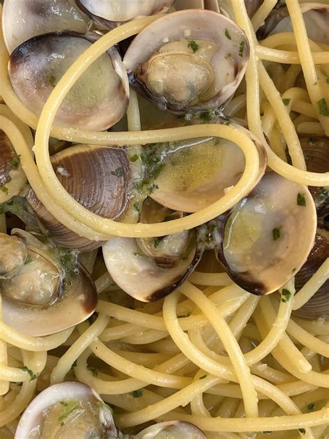 Spaghetti alle Vongole frescos