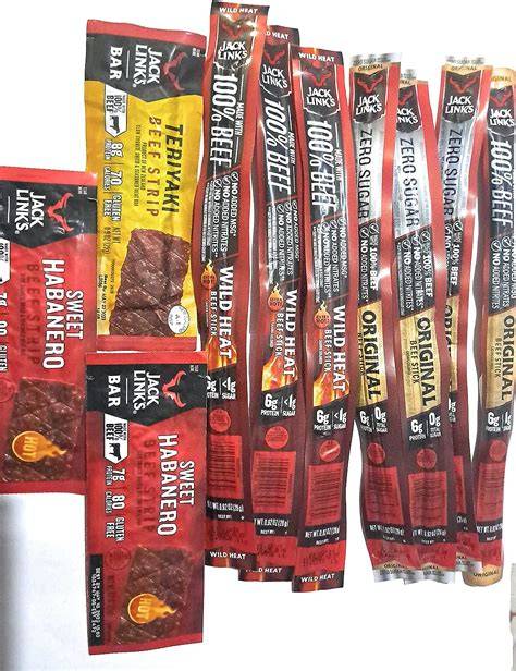Variedad de barras de carne seca en diferentes sabores y presentaciones