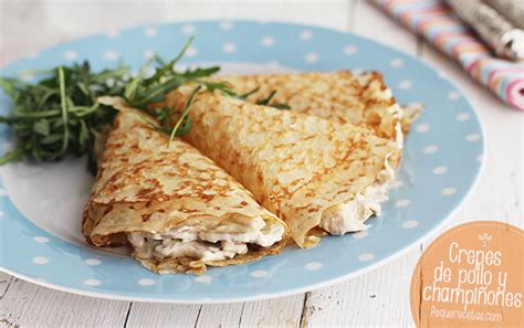 Crepes de pollo rellenos y doblados
