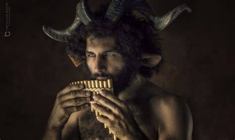 El dios Pan tocando la flauta