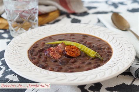 Sopa de alubias rojas con jengibre