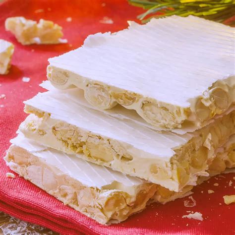 Turrón de Alicante tradicional