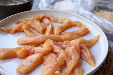 Pechuga de pollo cortada en tiras