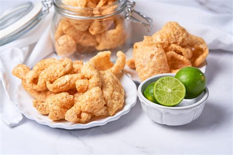 Chicharrones de piel de cerdo fritos