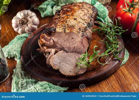 Lomo de cerdo asado con hierbas