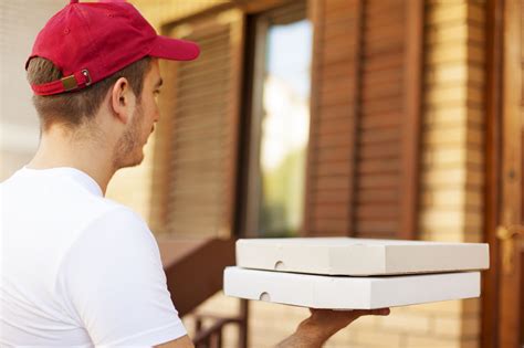 Repartidor de pizza a domicilio