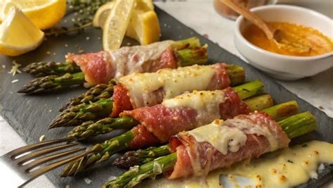 Tabla nutricional de espárragos con jamón y queso