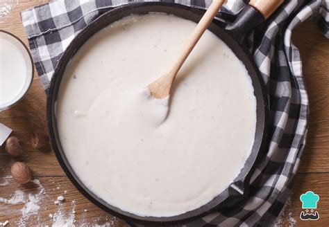 Preparación de salsa bechamel