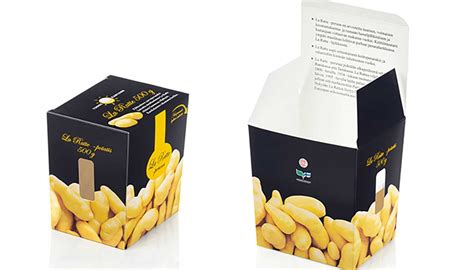 Variedad de envases para patatas fritas