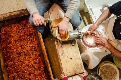 Proceso de elaboración de embutido vegano casero con tofu