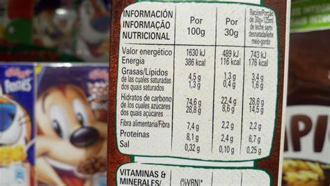 Etiqueta nutricional de cereales con chocolate