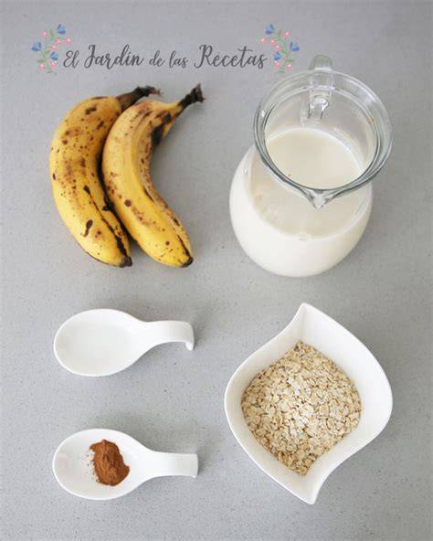 Plátano y avena como ingredientes principales