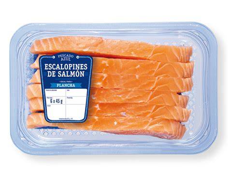 Escalopines de salmón crudos