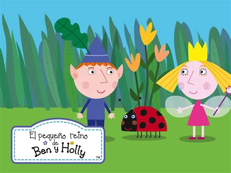 Personajes de Ben y Holly en una tarta de cumpleaños