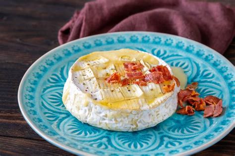 Queso camembert horneado
