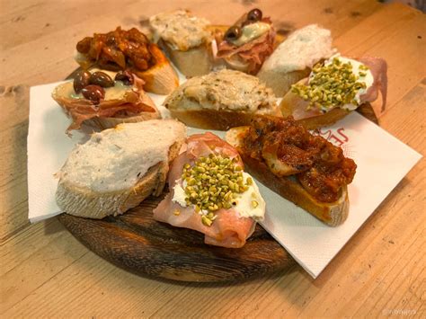 Variedad de Cicchetti en un Bacaro