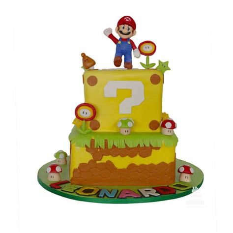 Pastel de dos pisos con temática de Super Mario Kart