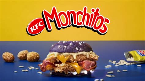 Hamburguesa La Monstruosa de KFC con Monchitos