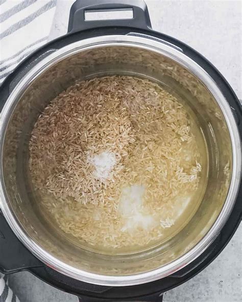 Cocción de arroz integral en olla