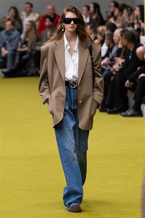 Looks de pasarela con verde pastel