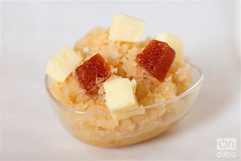 Dulce de coco con queso