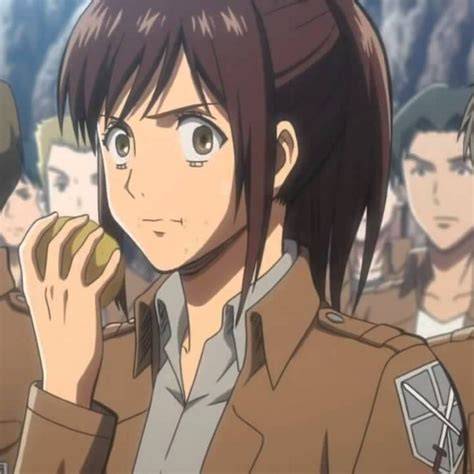 Ilustración de Sasha Blouse comiendo una patata