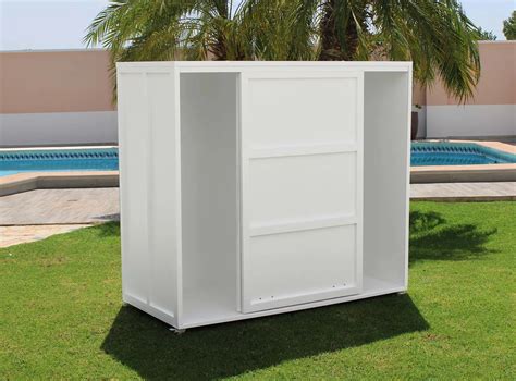 Armario de exterior con ruedas para barbacoa