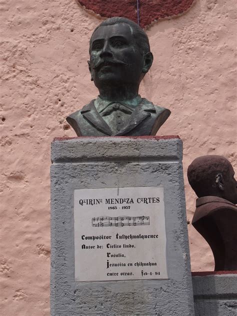 Busto del compositor Quirino Mendoza y Cortés
