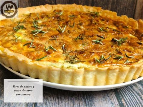 Composición de quiche de brócoli, puerro y queso de cabra