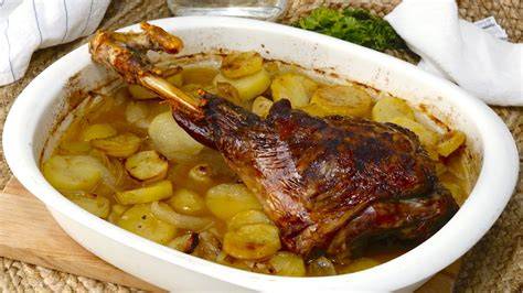 Cordero al horno con patatas