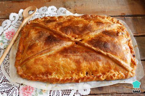 Empanada gallega abierta