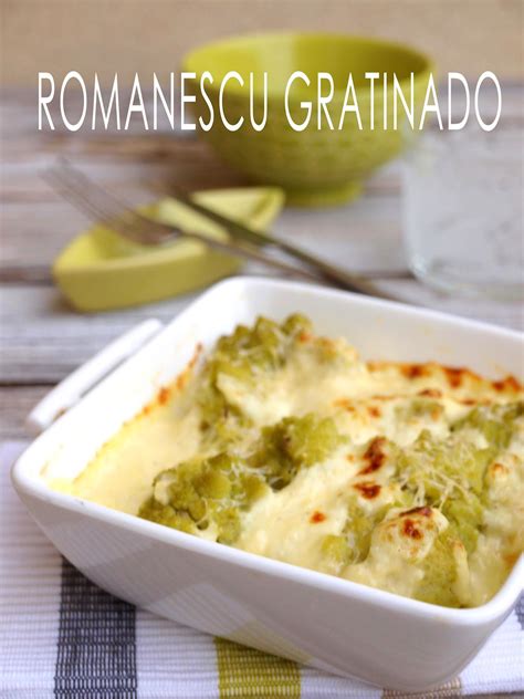 Fuente de romanesco gratinado en el horno