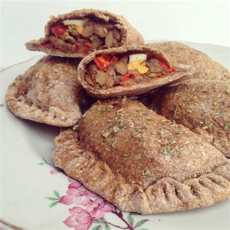 Empanadas de lentejas y nueces horneadas