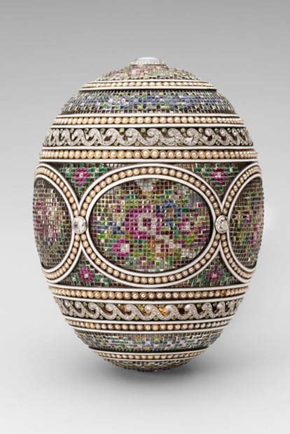 Detalle del Huevo Mosaico Fabergé