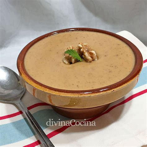 Nueces y leche para intxaursalsa