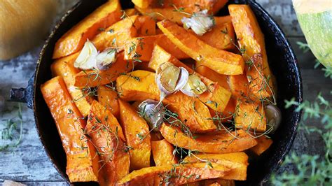 Calabaza asada en rodajas con hierbas