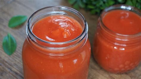 Receta ilustrada de puré de tomate casero