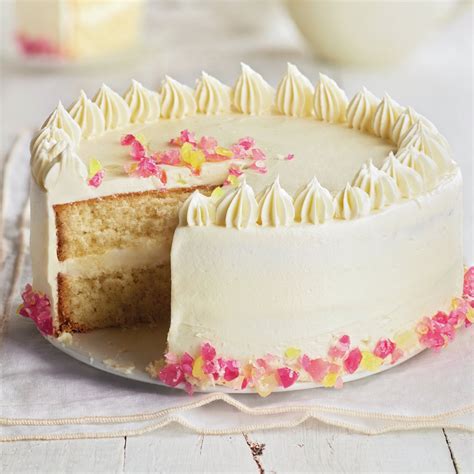 pastel cubierto con ganache de chocolate blanco