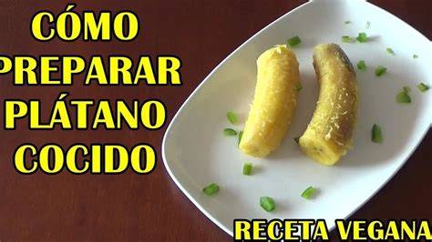 Proceso de triturar plátano cocido
