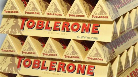 Helado Toblerone en su empaque original