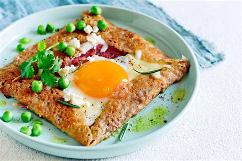 Galette de trigo sarraceno con huevo y queso