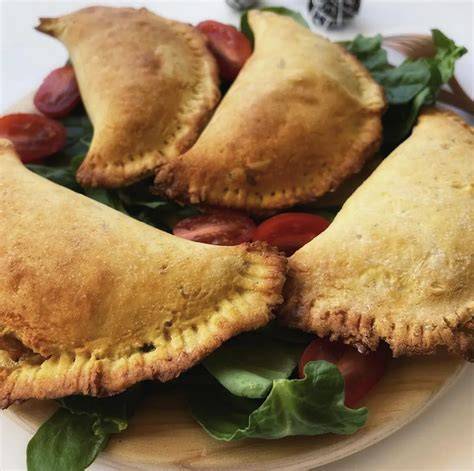 Variedad de empanadillas veganas