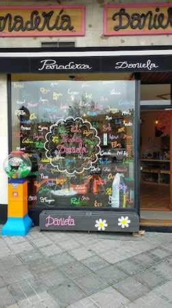 Fachada de Panadería Daniela en Ponferrada