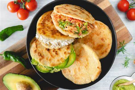 Infografía: Ingredientes típicos para rellenar arepas