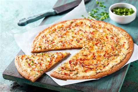 Pizza de arroz lista para servir