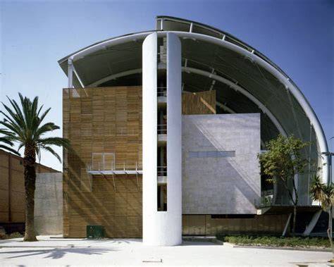 Diseño de la Escuela Nacional de Teatro por Bernardo Gómez-Pimienta