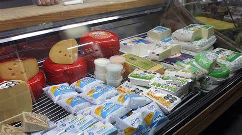 Tienda de productos lácteos en el Mercado del Arenal