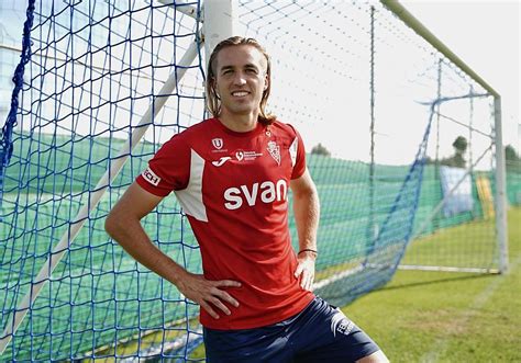 Pedro Cordero jugando con el Real Murcia